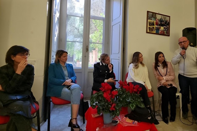 Giornata contro la violenza: "Auser Rosa" ha riunito istituzioni e esperti per un importante dibattito