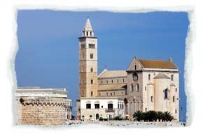 Trani, scrigno di storia: cattedrale, sinagoghe e castelli