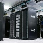 Server e infrastrutture di calcolo di un data center, fotografia illustrativa di imgix su Unsplash, non ritrae impianti di aziende nominate nell'articolo.